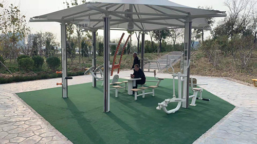 濱州市某小區配置的健身驛站