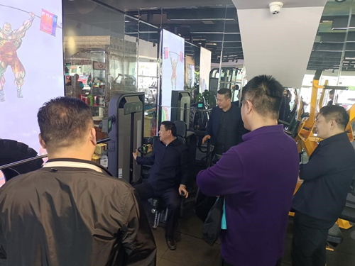 體驗健身器材 體驗健身器材